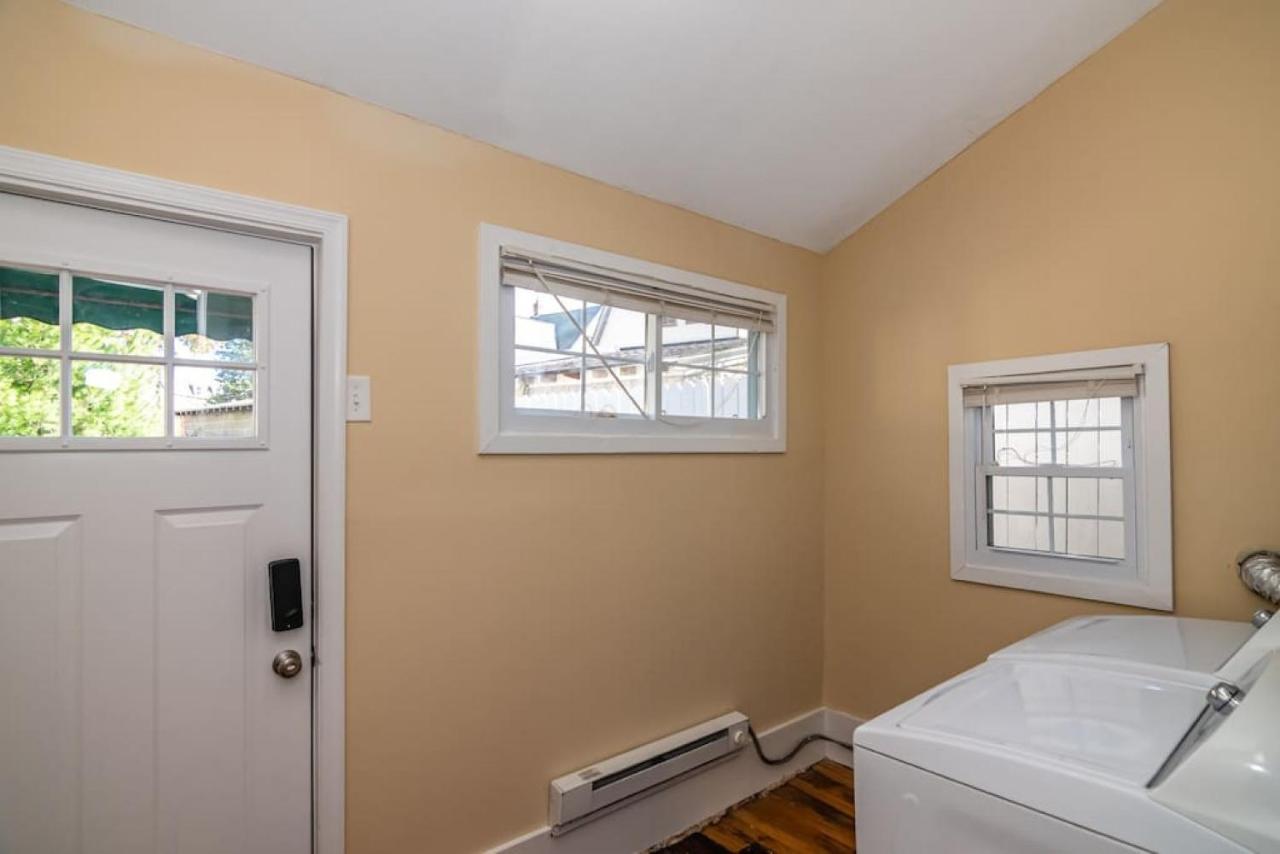 915countylineroad Luxury Mainline Train Colleges * Bryn Mawr